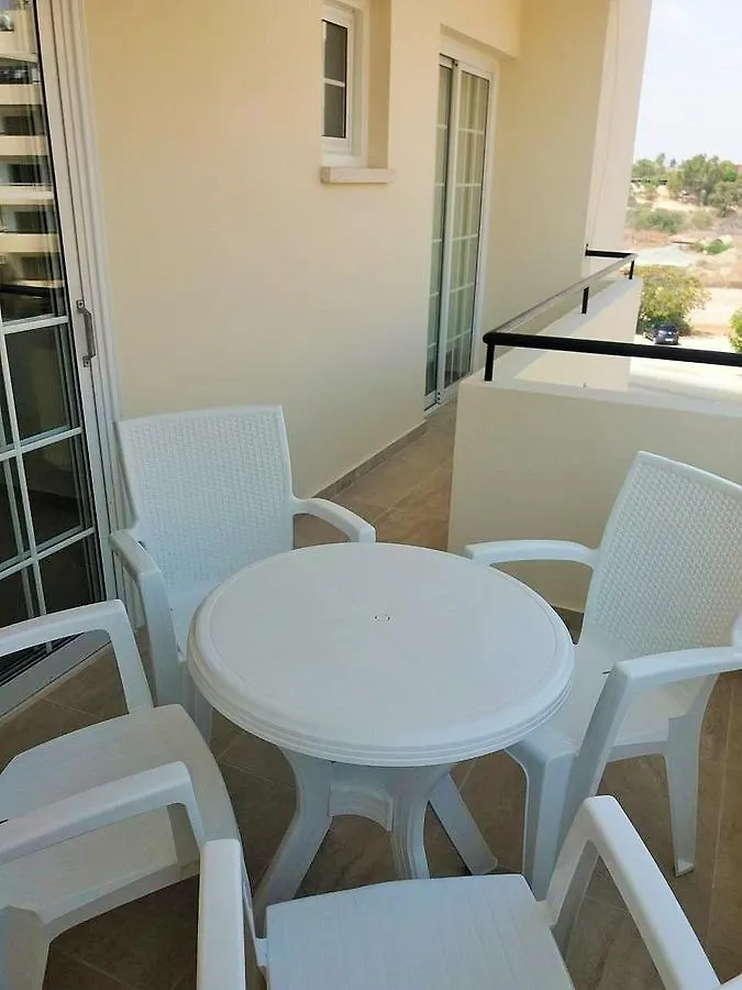Apartment 301 Carisa Napa - Holiday Flats Larnaca Kıbrıs